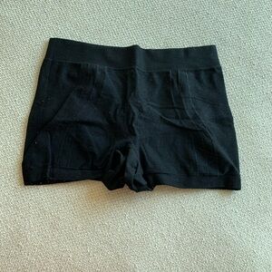 Black under shorts (spanks)
